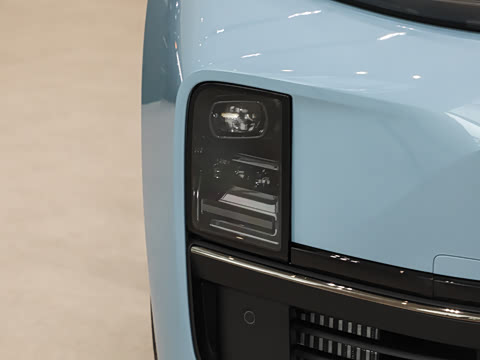 2025�� Pro ���ܻ��°�