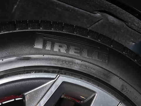 2026�� 45�����ذ� 40 TFSI ʱ�ж�����