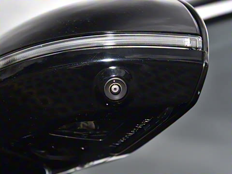 2026�� E 300 L ʱ����