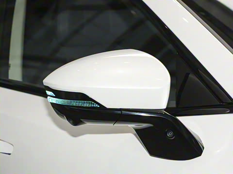 2026�� 300Ultra ��ΪǬ��ADS SE��