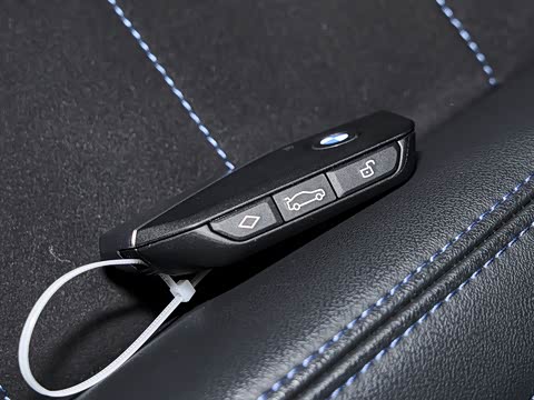 2026�� xDrive25Li M�˶���ҹ��װ