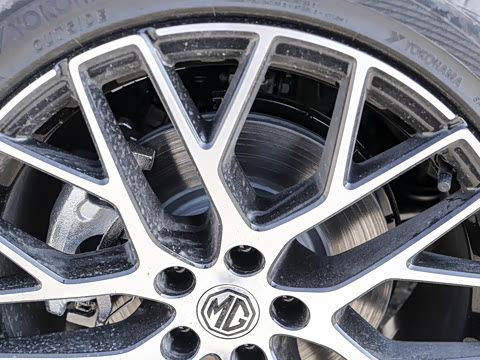 2026�� 1.5T 300 DCT���Ű�