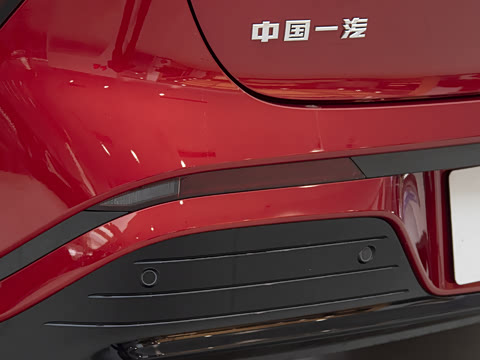 2025�� 750��