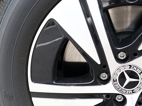 2026�� ����˹LW63