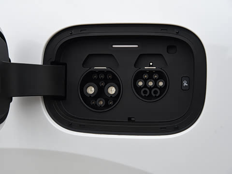 2025�� ���� Max+ ���������� 