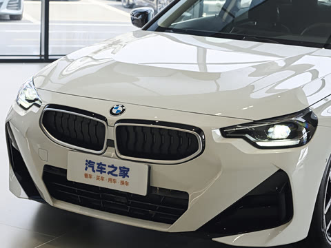 2026�� 225i M�˶���ҹ��װ