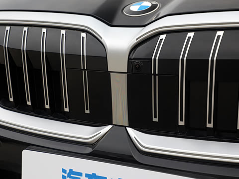 2026�� �Ŀ� 525Li ������װ