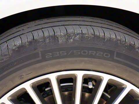 2026�� 2.0TD �Զ���Ӣ 5��