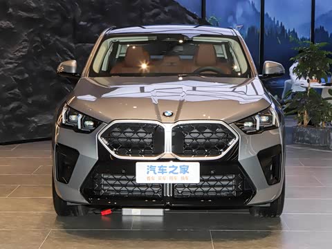 2025�� sDrive25i M�˶���װ