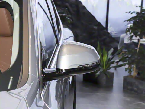 2025�� sDrive25i M�˶���װ