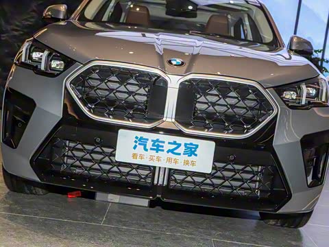 2025�� sDrive25i M�˶���װ