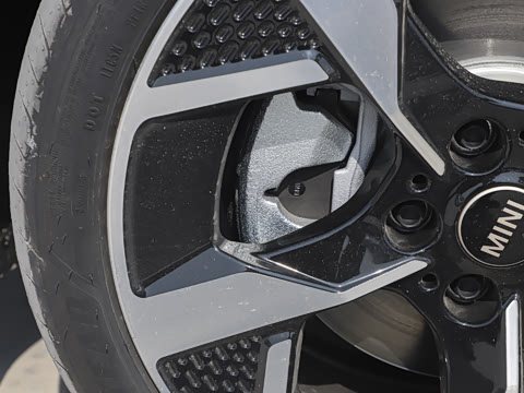 2026�� 463km COOPER SE ������