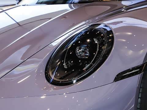 2026�� Carrera 3.0T