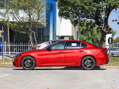 2026 2.0T 280HP Intensaر