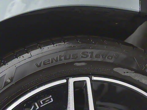 2026�� E 300 ʱ�����˶���