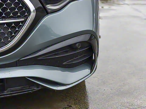 2026�� E 300 ʱ�����˶���