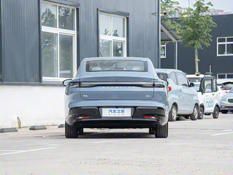 2025�� 550������