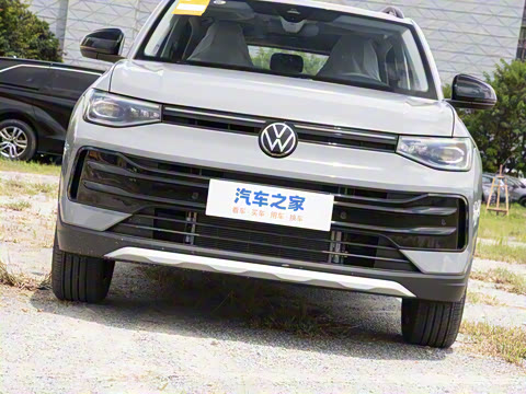 2026�� ���� 300TSI �����