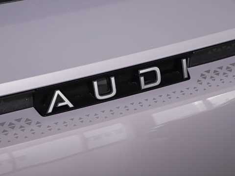 2026�� �ȷ�quattro��