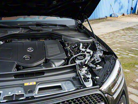 2026�� GLC 300 L 4MATIC ������ 5��