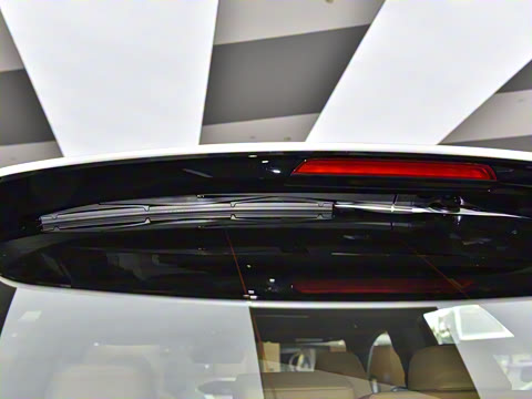 2026�� 300 ����������