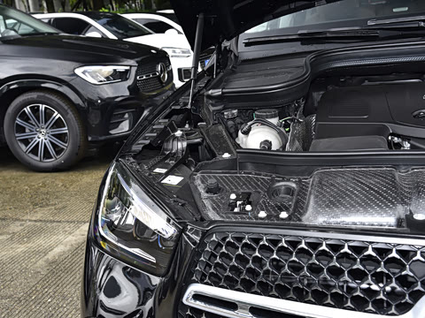 2025�� �Ŀ� GLE 400 e 4MATIC