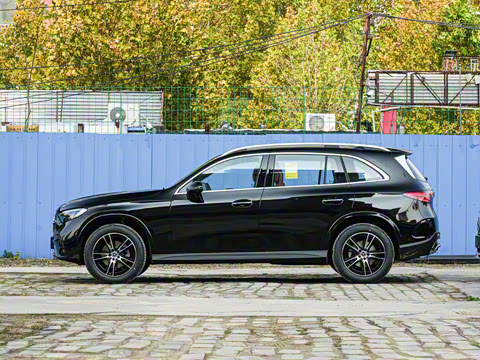 2026�� GLC 260 L 4MATIC ������