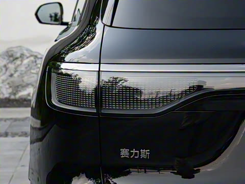 2025�� ���� Ultra ����������