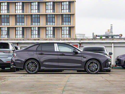 2026�� 2.0TD �Զ� Ultra