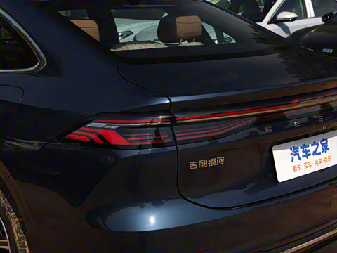 2025�� EM-i 70km ̽����