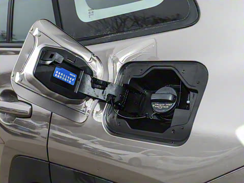 2026�� 2.0L ����������