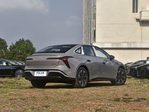 2025�� 550��