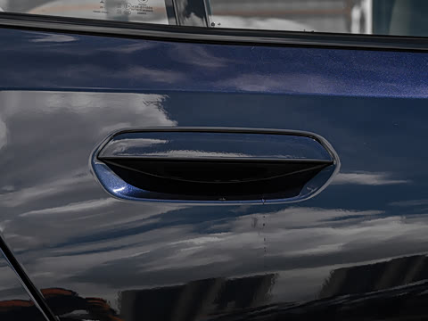 2026�� 525i M�˶���װ