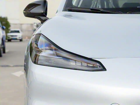 2025�� 630 Lite��