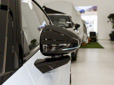 2025�� 702 ������ Ultra