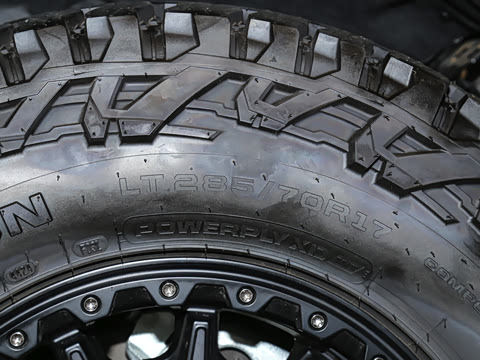 2025�� 2.3T ����SV7 ��Ұ��