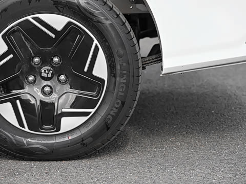 2026�� 105kW ��������