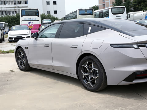 2026�� 701 ������ Ultra