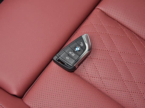 2026�� �Ŀ� eDrive 40 L ��ҹ��װ