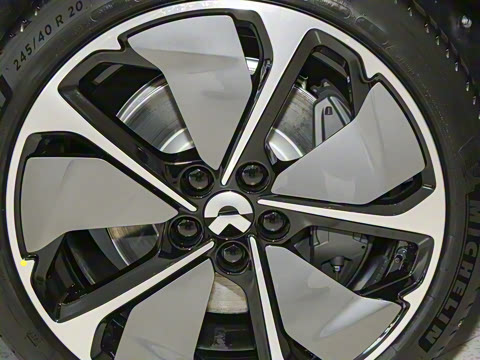 2025�� 100kWh Touring