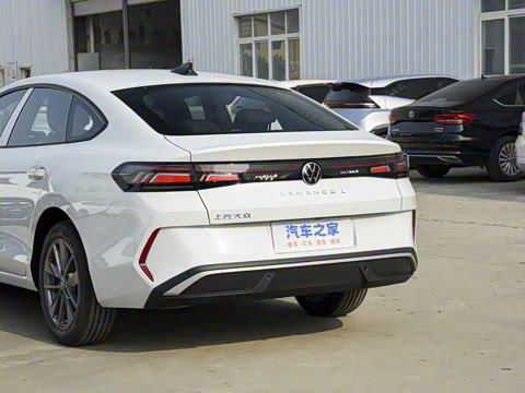 2026�� ���L 300TSI ��а�