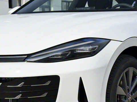 2026�� ���L 300TSI ��а�