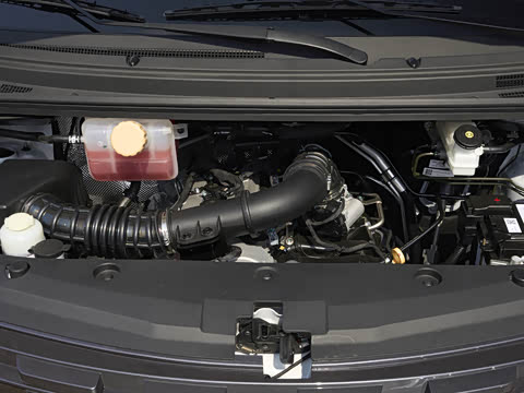 2027�� 2.0L ������ 9��