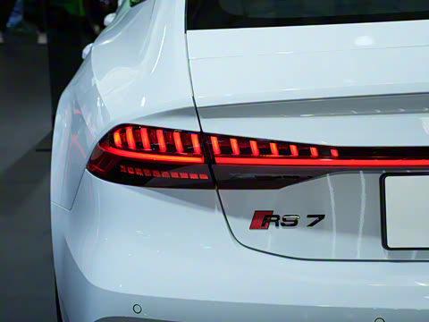 2025�� RS 7 4.0T Sportback performance