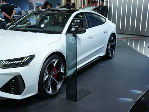 2025�� RS 7 4.0T Sportback performance