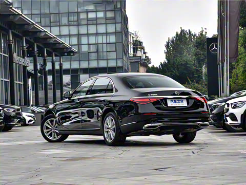 2026�� S 400 L ������