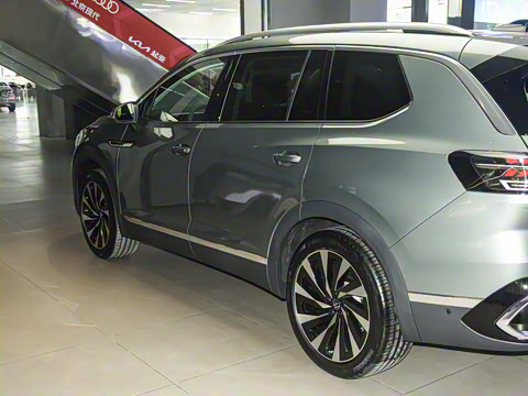 2026�� 450TSI �������� 7��