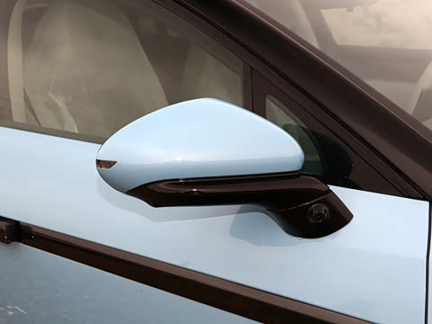 2025�� EV 701KM�����״�������