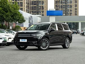 零跑C16热销中 价格直降1.3万