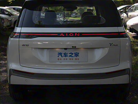 2025�� Plus 610 ������